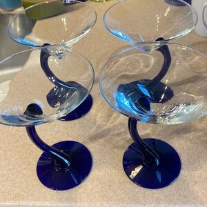 Libbey Cobalt blue swerve curve stem set of 4 martini glasses. Like new